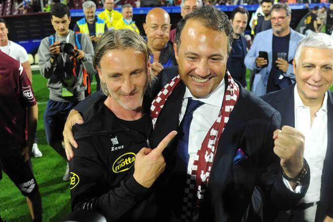 他拥有出色 他拥有出色