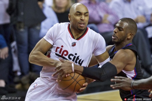 斯提供纵深 斯提供纵深