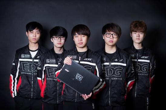 拉门斯加盟曼联后前16场比赛丢23球，奥纳纳同期丢了26球